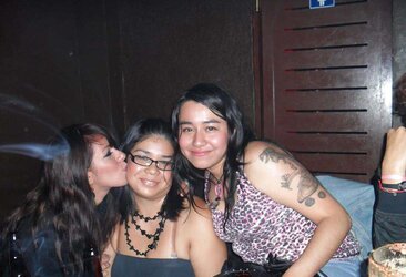 LIZ PUTA Y SUS AMIGAS