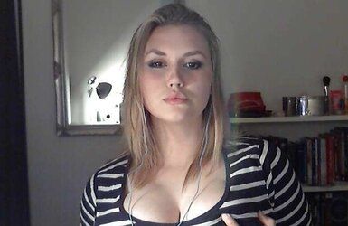 Otoni, una chica con curvas de Islandia (Sweetheart Chubby)