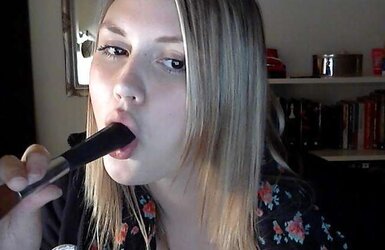 Otoni, una chica con curvas de Islandia (Sweetheart Chubby)