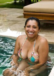 UBER-CUTE INDIAN MATURE....SOOO FABULOUS
