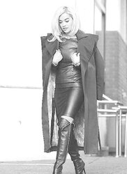 Luxurious Ladies in Shoes