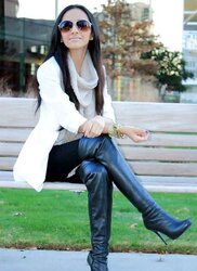 Luxurious Ladies in Shoes