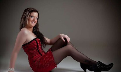 Fotoshoot fledgling honeys in fabulous stockings