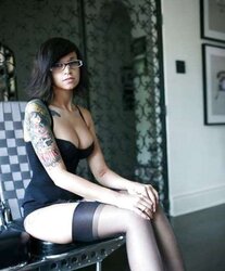 S.e.X.y With Glasses.