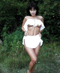 Melodie trampy girl/girl biotch