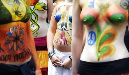 Naturist Images I enjoy 27 Bod painting