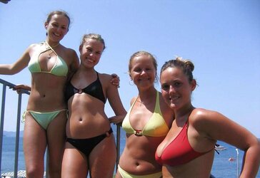 SWIMSUIT LOVELIES I