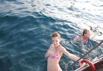 SWIMSUIT LOVELIES I
