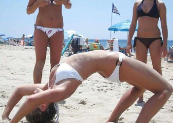 SWIMSUIT LOVELIES I