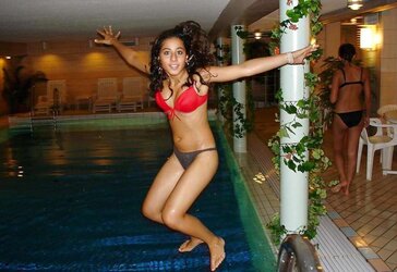 SWIMSUIT LOVELIES I