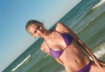 SWIMSUIT LOVELIES I