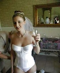 Smooch the bride