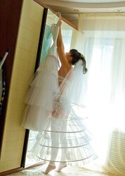 Smooch the bride