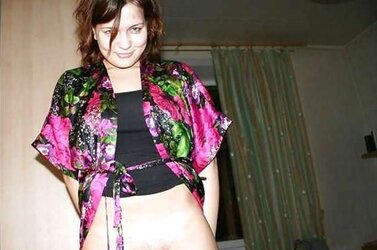 Jaw-Dropping Gals IV