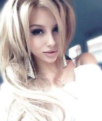 Super-Sexy Gals