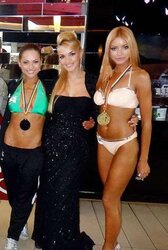 Super-Sexy Gals