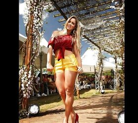 Carol Narizinho