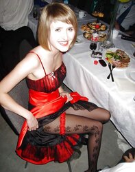 Amateurs in Dark-Hued Tights