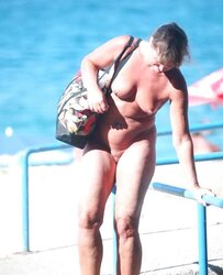 Mature Naturist Girls