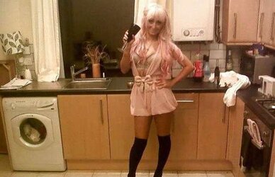 Gals night out (no nakedness)