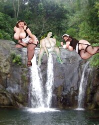 Bare BBWs outdoor (photoshopped)
