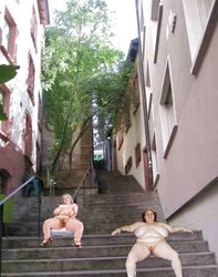 Bare BBWs outdoor (photoshopped)