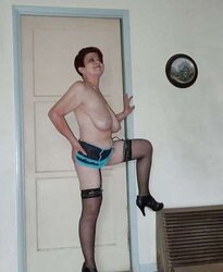 Webtastic Sensational: Granny Sunshine
