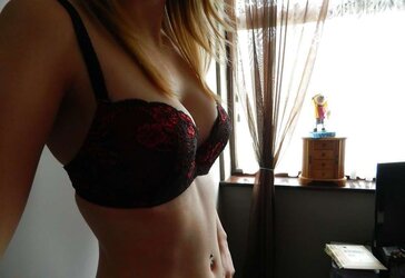 Dame who attempt to seel their brassiere on the internet