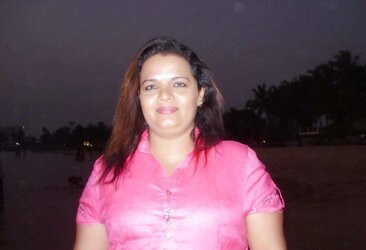 Sri Lankan Facebook chicks