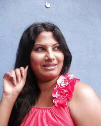 Sri Lankan Facebook chicks