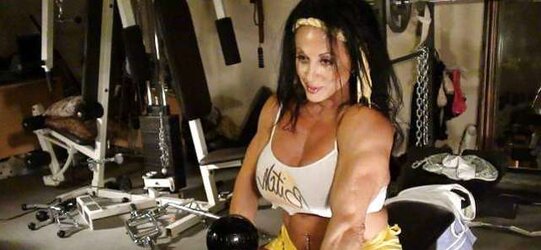 PecPanther remarkable Live Muscle Cam