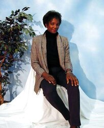 Mature black, femme mure ebony.