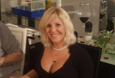 Ma tante, une femme mure tres salope