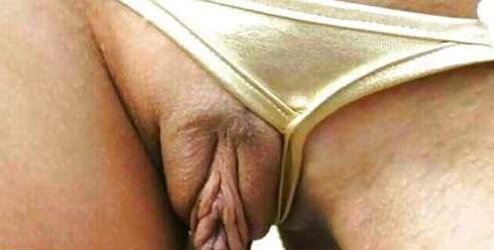Your slit is demonstrating!