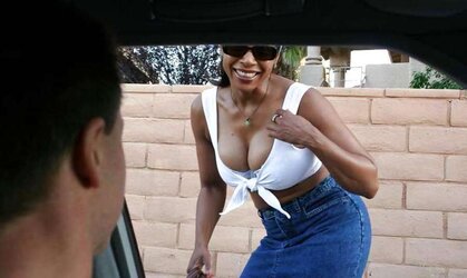 Ebony Mom - Semmie De Suora