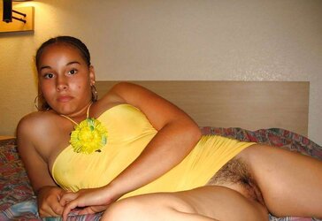 Hotlegs-huge-titted teenager