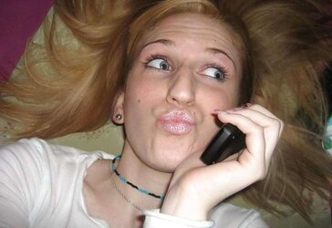 WOOLY TEENAGER SELFPICS