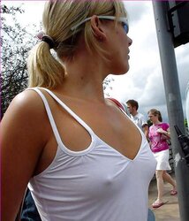 Diminutive compilation de petits seins