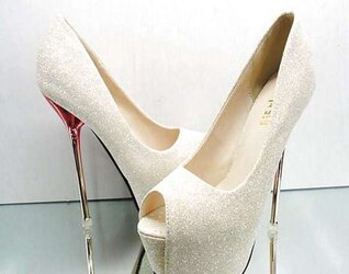 Ultra-Cute high-heeled slippers