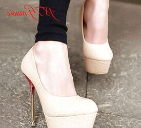 Ultra-Cute high-heeled slippers