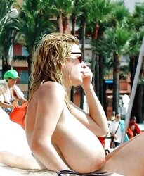 Bare Beach Gals
