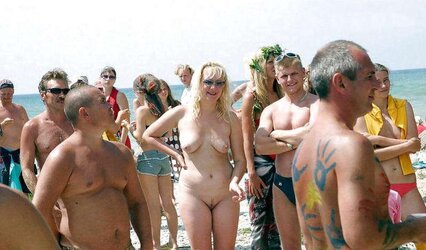 Bare Beach Gals