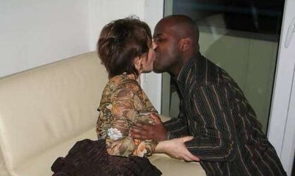 Interracail Smooching