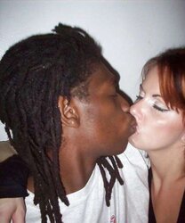 Interracail Smooching