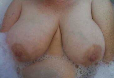 Tributes satisfy