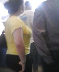 Candid PLUMPER