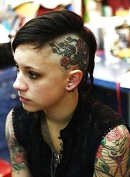 Damsel figures tatted