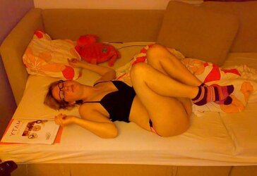Jizz and tribute for this real french blondie mega-bitch teenager!