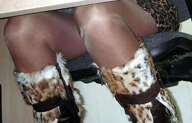 Nylon - upskirt - gam