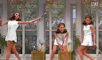 Mary Tyler Moore Legshow plus Fakes